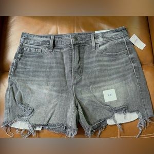 Old Navy High Rise cut off Shorts NWT